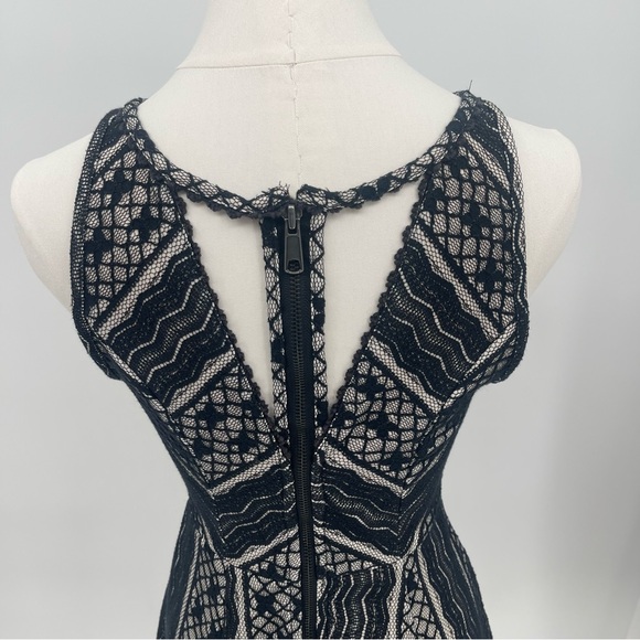 Free People Black Lace Mini Dress Twee Indie Boho Y2K Size 2 - Picture 10 of 13